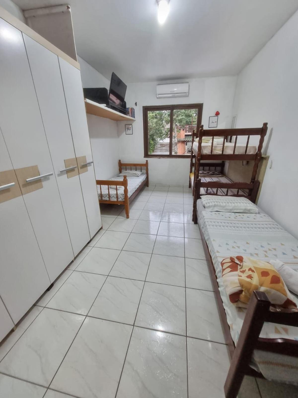 Pousada Happy Hostel Sao Francisco do Sul Room photo